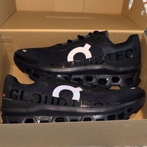 On Running Men's Cloudmonster All Black NEVER WORN